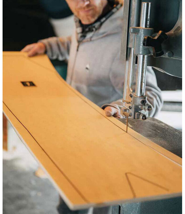 BURTON DIY THROWBACK SNOWBOARD 2025