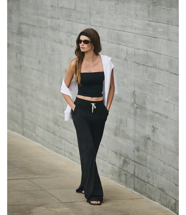 VUORI WOMENS HALO ESSENTIAL WIDE LEG PANT BLACK HEATHER