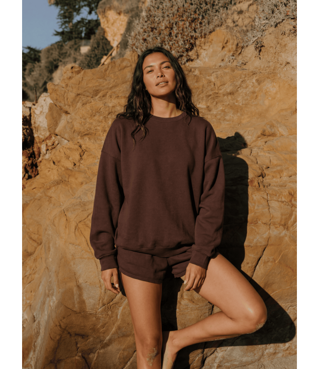 TEAMLTD WOMENS OVERSIZED CREW SWEATER DARK BROWN