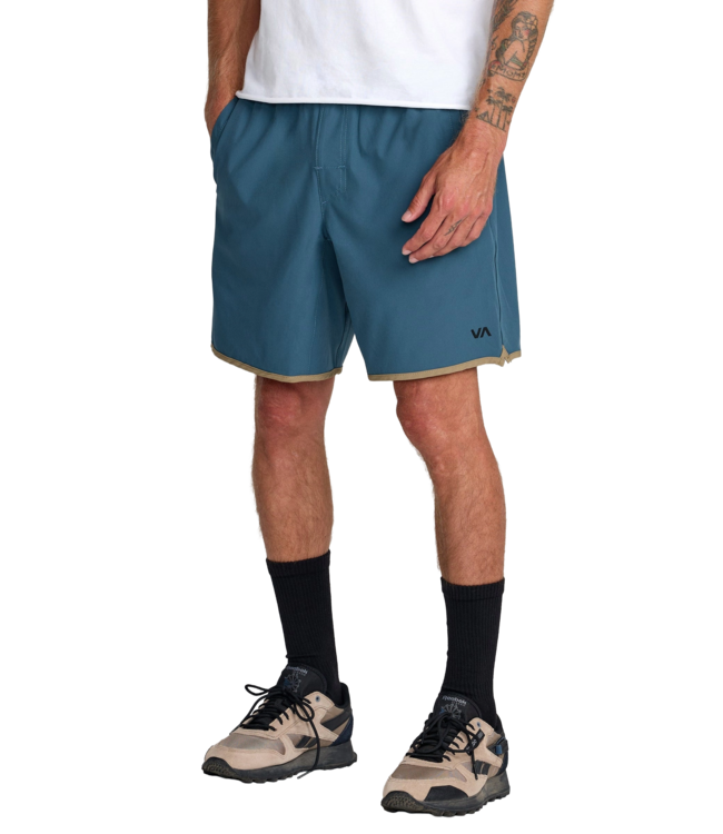 RVCA MENS YOGGER STRETCH 17 SHORT DUCK BLUE