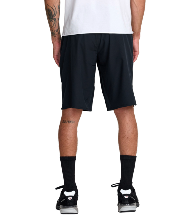 RVCA MENS YOGGER LONG SHORT BLACK