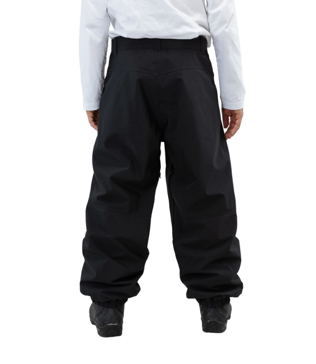 BEYOND MEDALS X PANT BLACK 2026