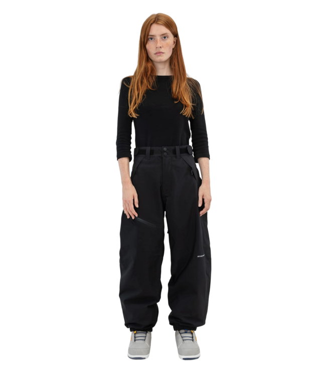 BEYOND MEDALS X PANT BLACK 2026