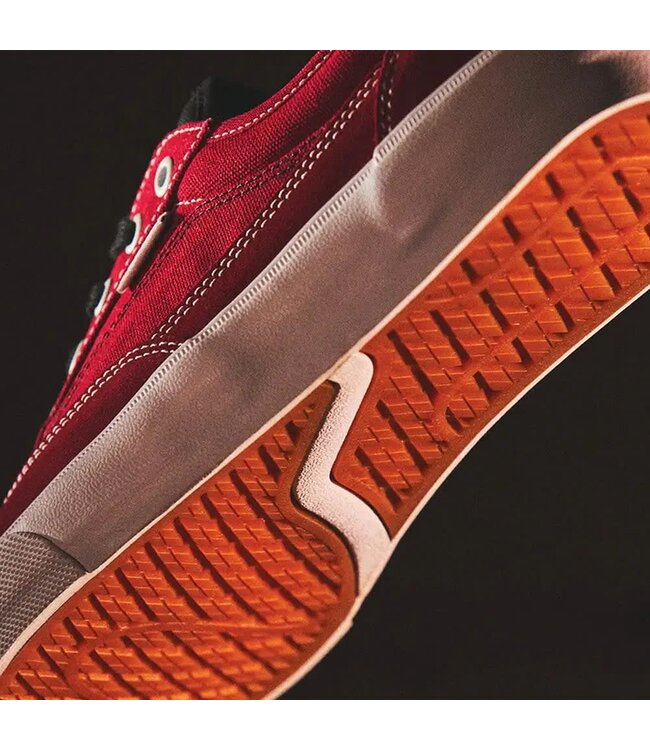 VANS SKATE CURREN CAPLES SHOES RED/WHITE