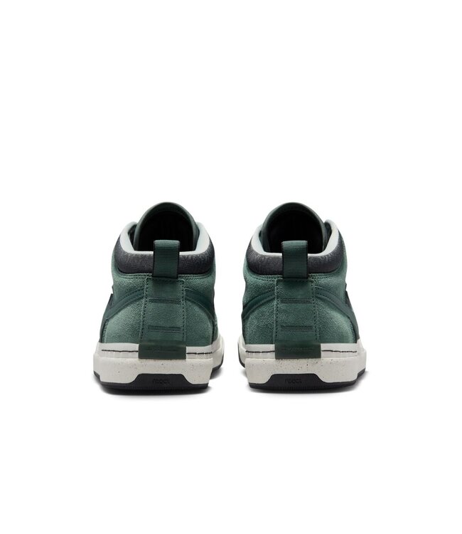 NIKE SB REACT LEO SHOES (302) VINTAGE GREEN/VINTAGE GREEN