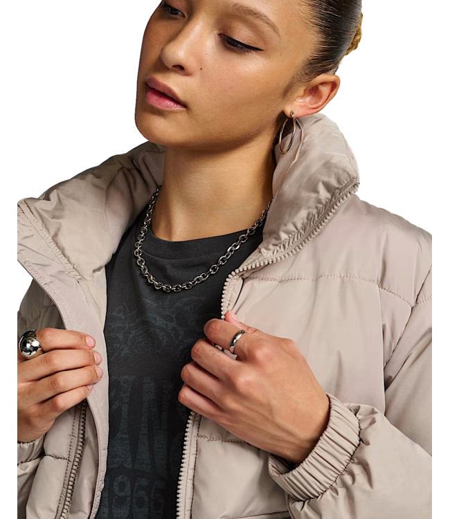 VANS WOMENS MTE AUBREY PRIMALOFT PUFFER JACKET MUSHROOM 2026