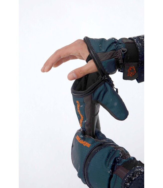 DEATHGRIP WEREWOLF MITT FOREST 2026