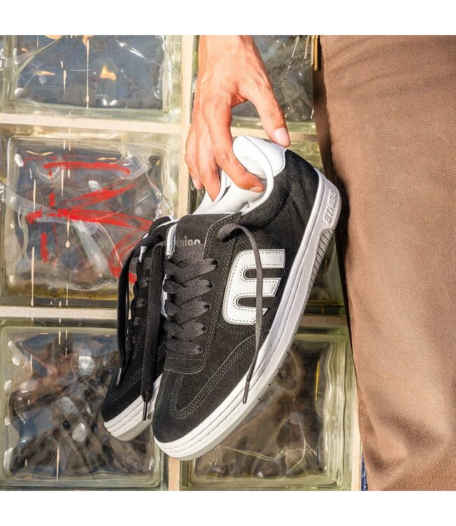 ETNIES MENS LOCUT SHOE BLACK/WHITE