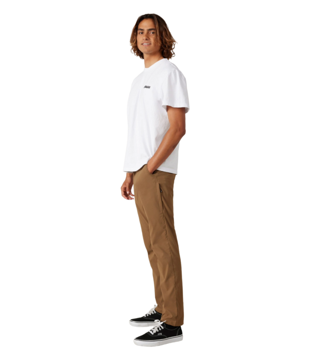 686 MENS EVERYWHERE FEATHERLIGHT CHINO