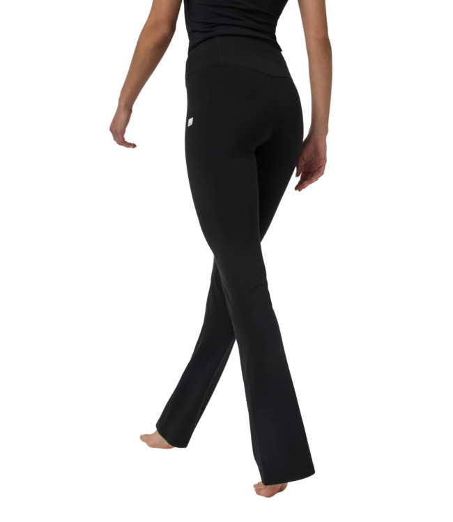 VUORI WOMENS ALL THE FEELS SLIM FLARE PANT BLACK