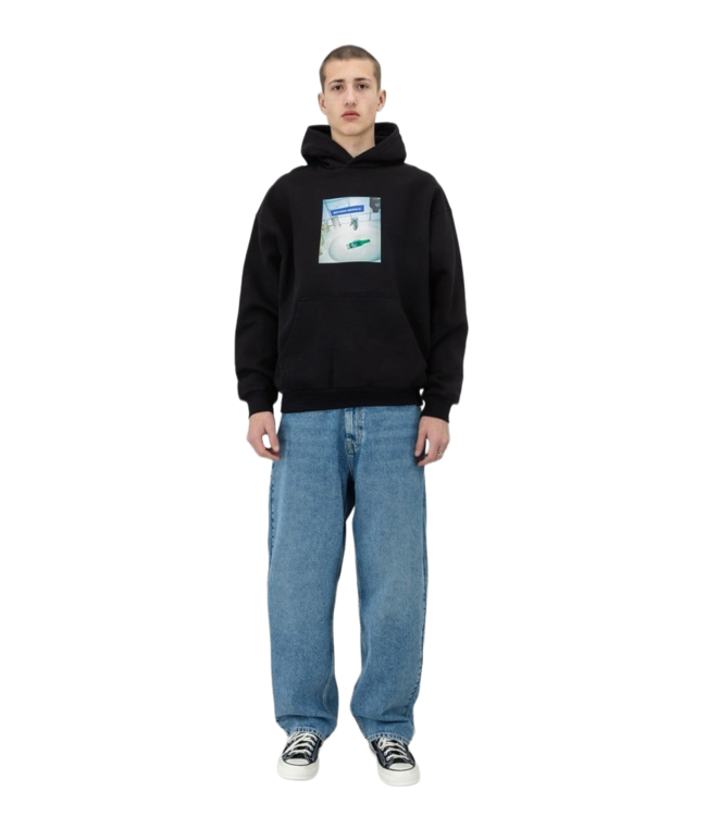 BEYOND MEDALS BOTTLE PULLOVER HOODIE BLACK