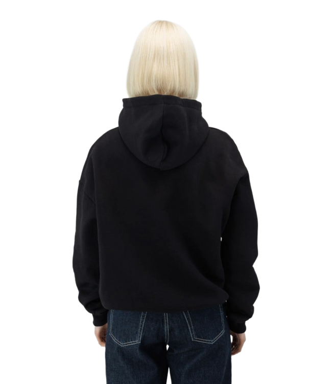 BEYOND MEDALS BOTTLE PULLOVER HOODIE BLACK