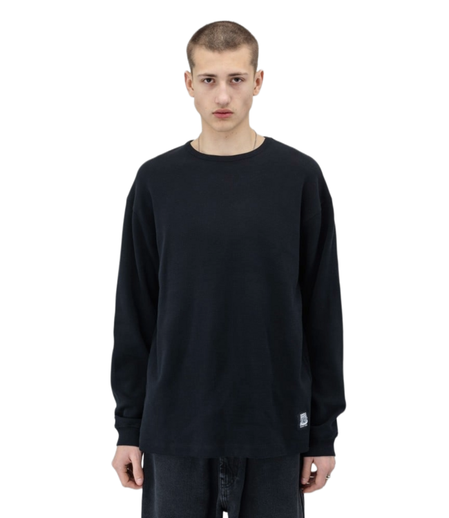 BEYOND MEDALS BAEKKEL WAFFLE LONG SLEEVE TEE BLACK