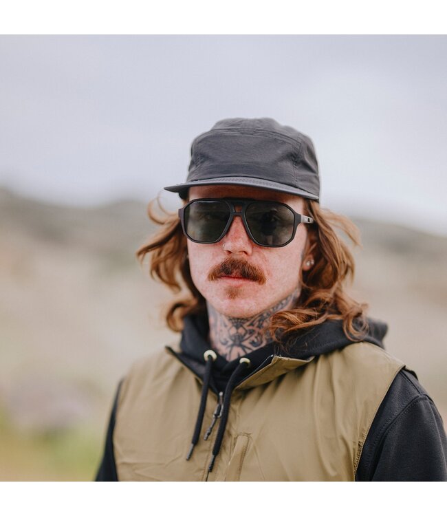 SMITH TRUSS MATTE FATHOM SUNGLASSES w/ CHROMAPOP BLACK POLARIZED