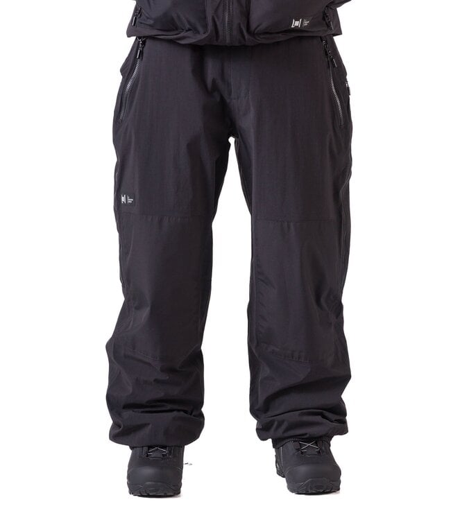 L1 VENTURA PANTS BLACK 2027