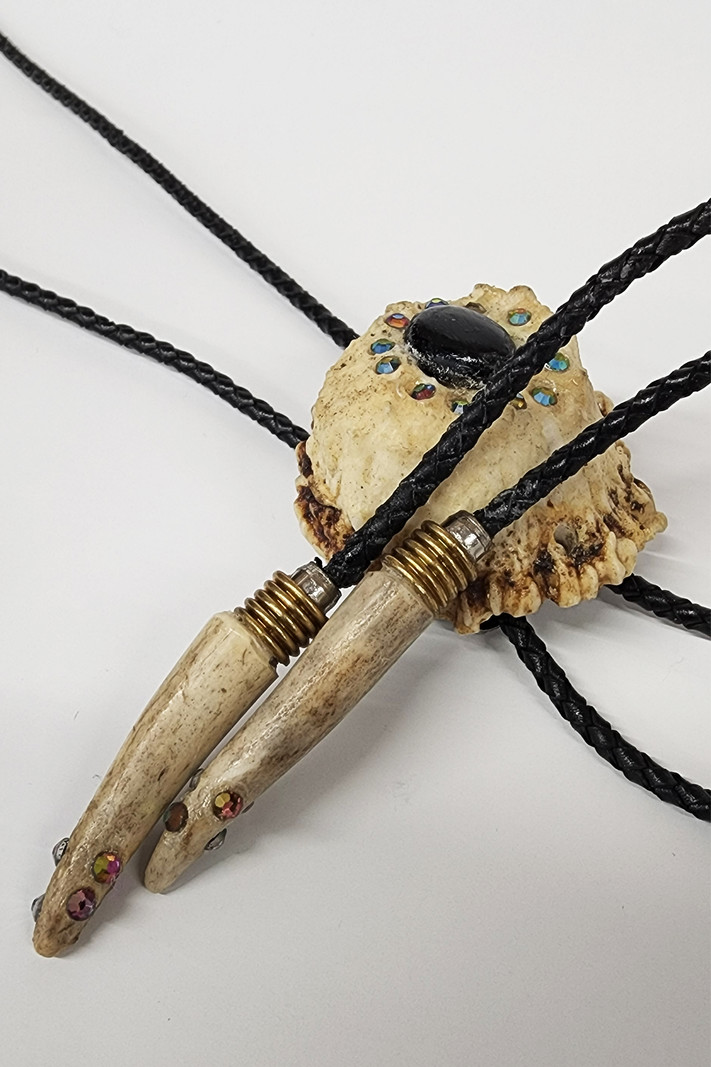Urban Dream Designs Bolo Tie With Onyx And Beads