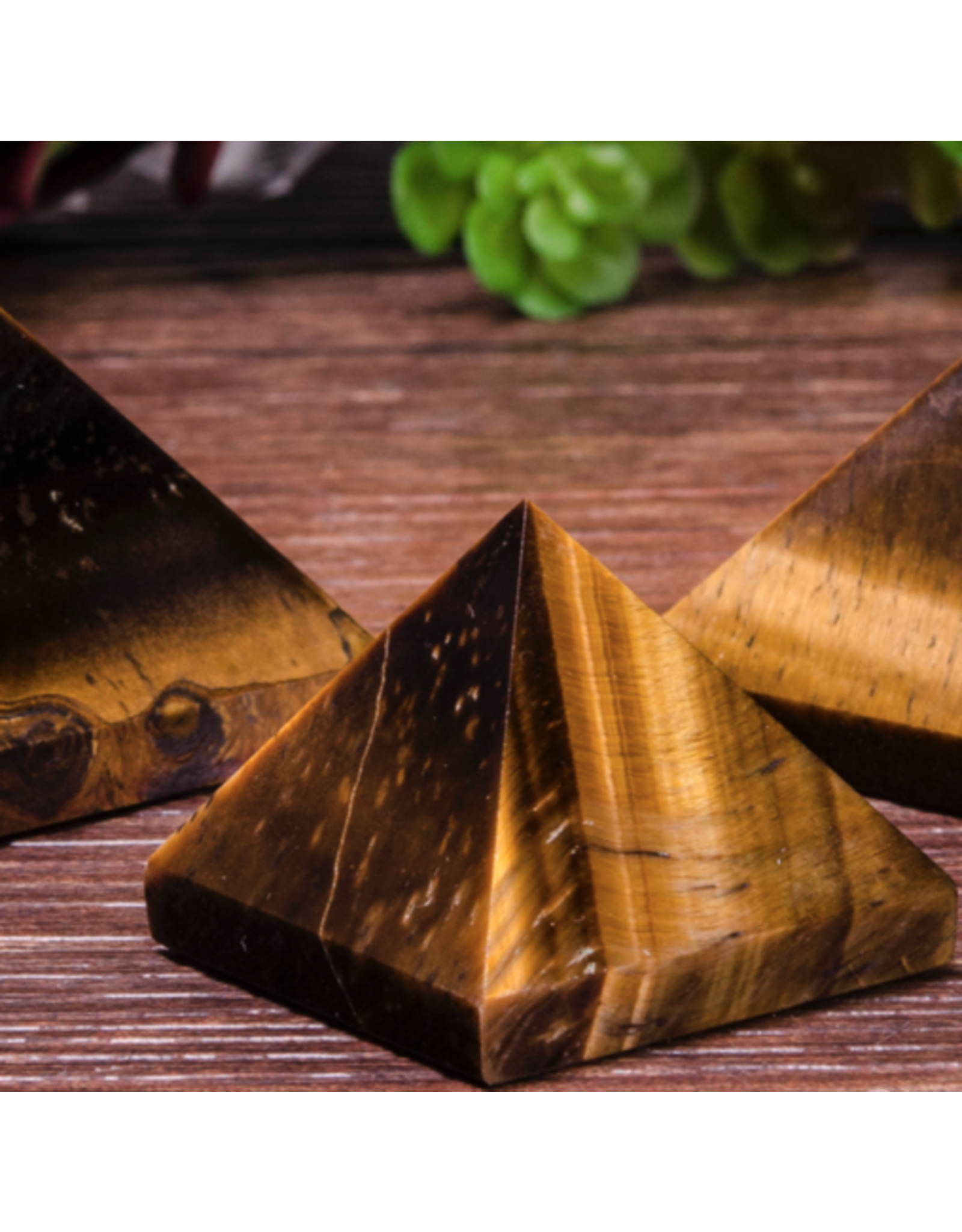 tiger eye pyramid