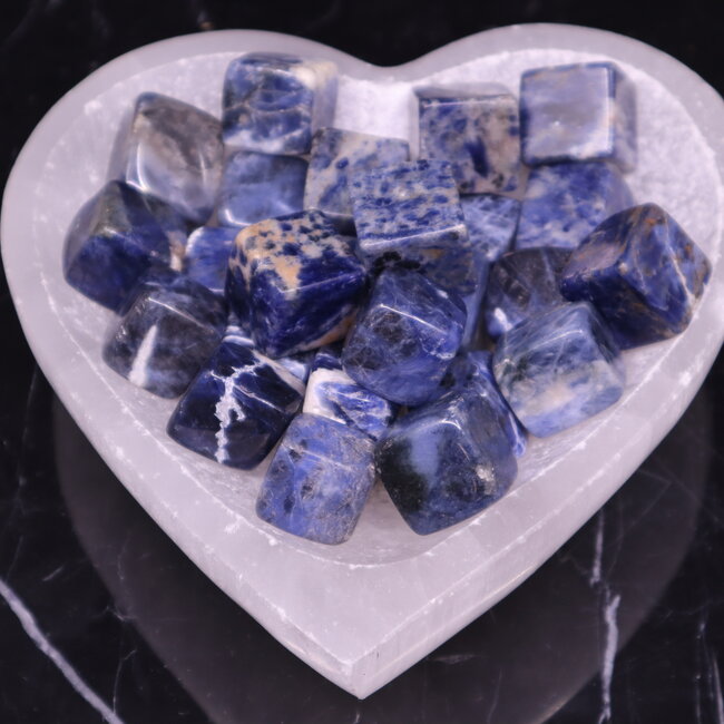 Sodalite Cubes 1"