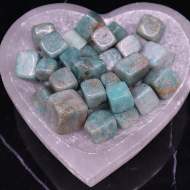 Amazonite Cubes 1"
