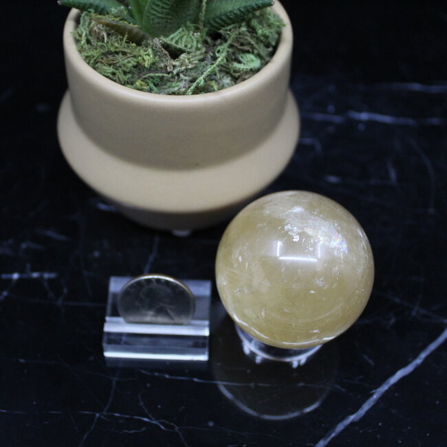 Honey (Yellow Gold) Calcite Sphere Orb - 35-40mm