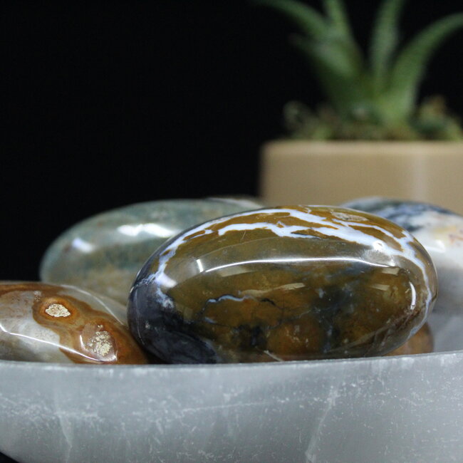 Ocean (Sea Sediment) Jasper Palm Pillow Stone XL - Gallett