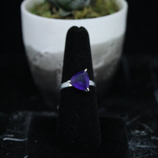 Amethyst Ring - Size 7 - Sterling Silver Triangle