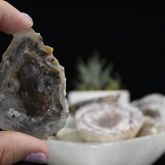 Ocos Agate Geodes - Medium Rough Raw Natural