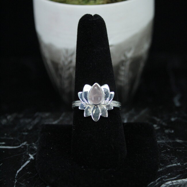 Rose Quartz Ring - Size 5 - Sterling Silver Lotus