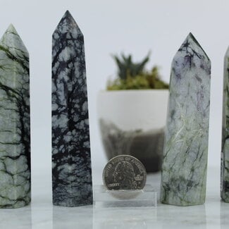 Green Vein Network (Spiderweb) Jasper Towers Point Generator - Medium (3-4")