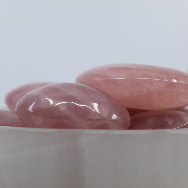 Rose Quartz Palm Pillow Pocket Stone - Large Gallet