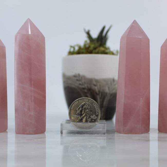 Rose Quartz Tower Generator Point - Medium (3-4")