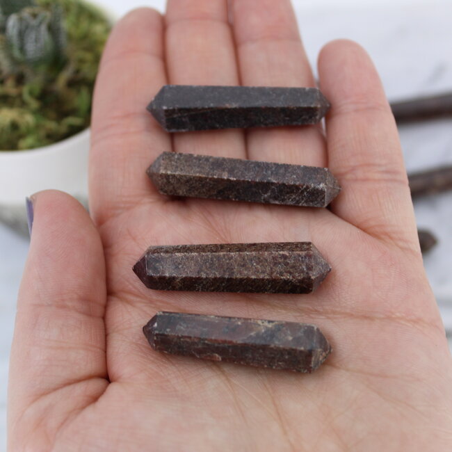 Garnet Double Terminated Point- Mini (1.5")