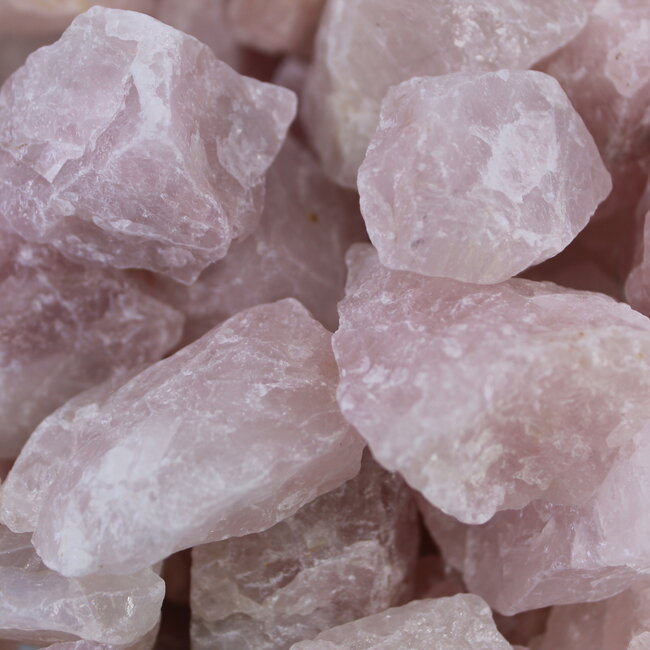 Rose Quartz - Medium Rough Raw Natural