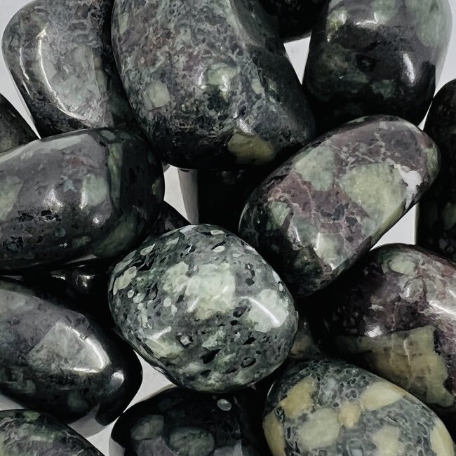 Lakelandite - Tumbled