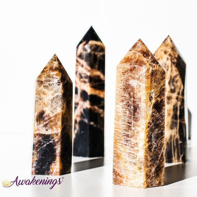 Black Moonstone Tower Point Generator - Medium (2 - 4")