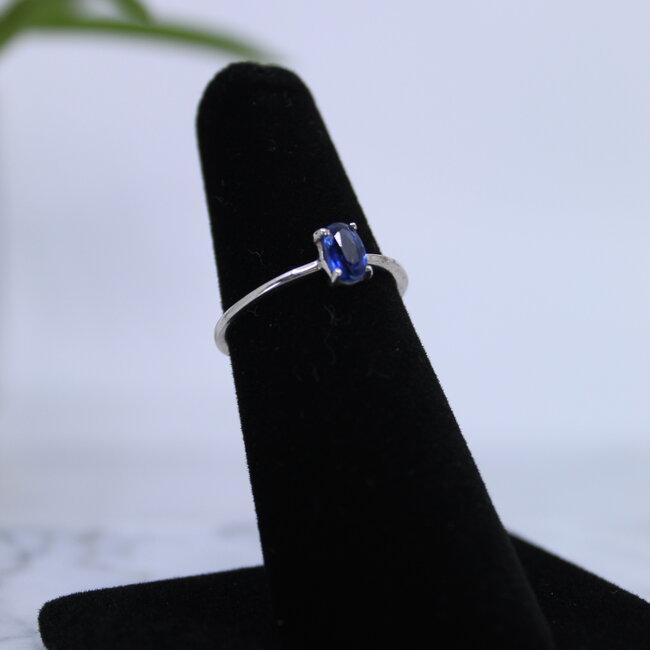 Blue Kyanite Rings - Size 6 Faceted Oval Prong Claw Set - Sterling Silver