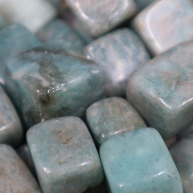 Amazonite Cubes 1"