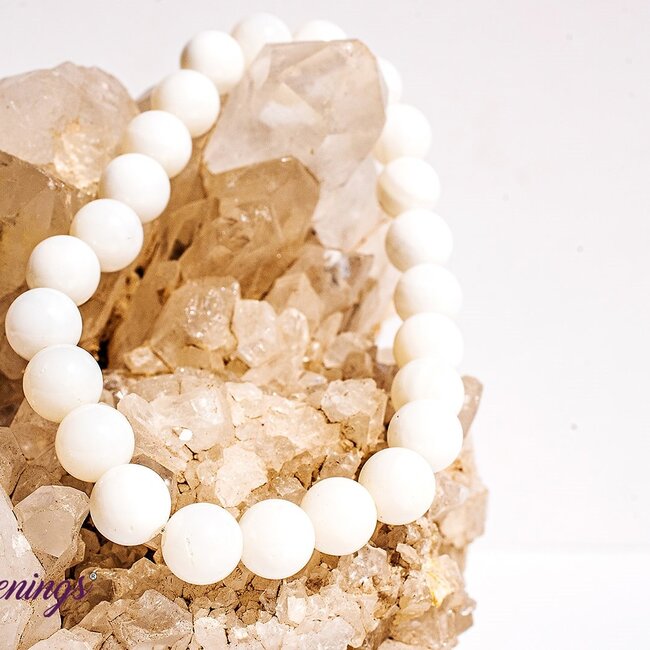 Mother of Pearl Bracelets - 8-9mm
