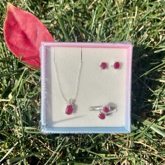 Ruby Faceted Boxed Set-Teardrop/Pear Earrings Adjustable Ring Necklace