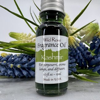 Kashmir Fragrance Oils - 15ml - Aroma Lamp Potpourri Diffuser - Midnight Wild Rose