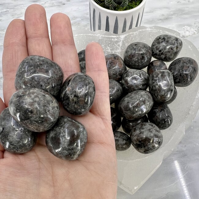 Yooperlite (Glowdalite Emberlite Flame Stone) Polished - Tumbled