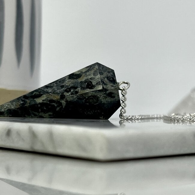Crocodile Jasper (Kambaba) Pendulum Pendulums - Dowsing Hexagonal Faceted Cone Point Divination - Silver Chain - Crystal Gemstone