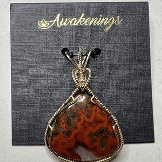 Red Moroccan Seam Agate Teardrop Pendant Gold 14K-Handmade Wire Wrapped