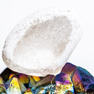 Clear (Crystal) Quartz - Emma Ema Eggs Palm (Seer Window Stones) Clear (Crystal) Quartz - Emma Ema Eggs Palm (Seer Window Stones)