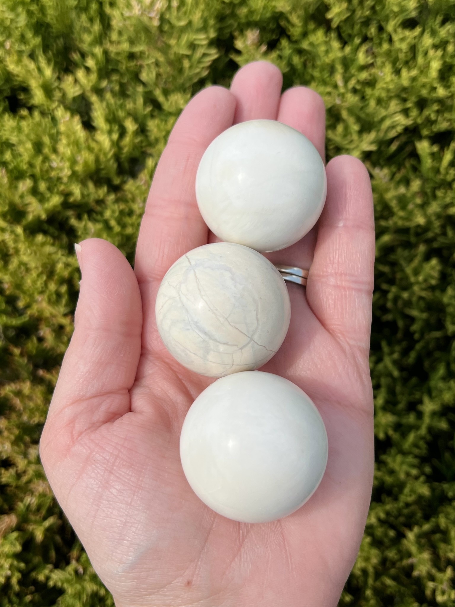 Ivory Jade Sphere Orb - 35mm