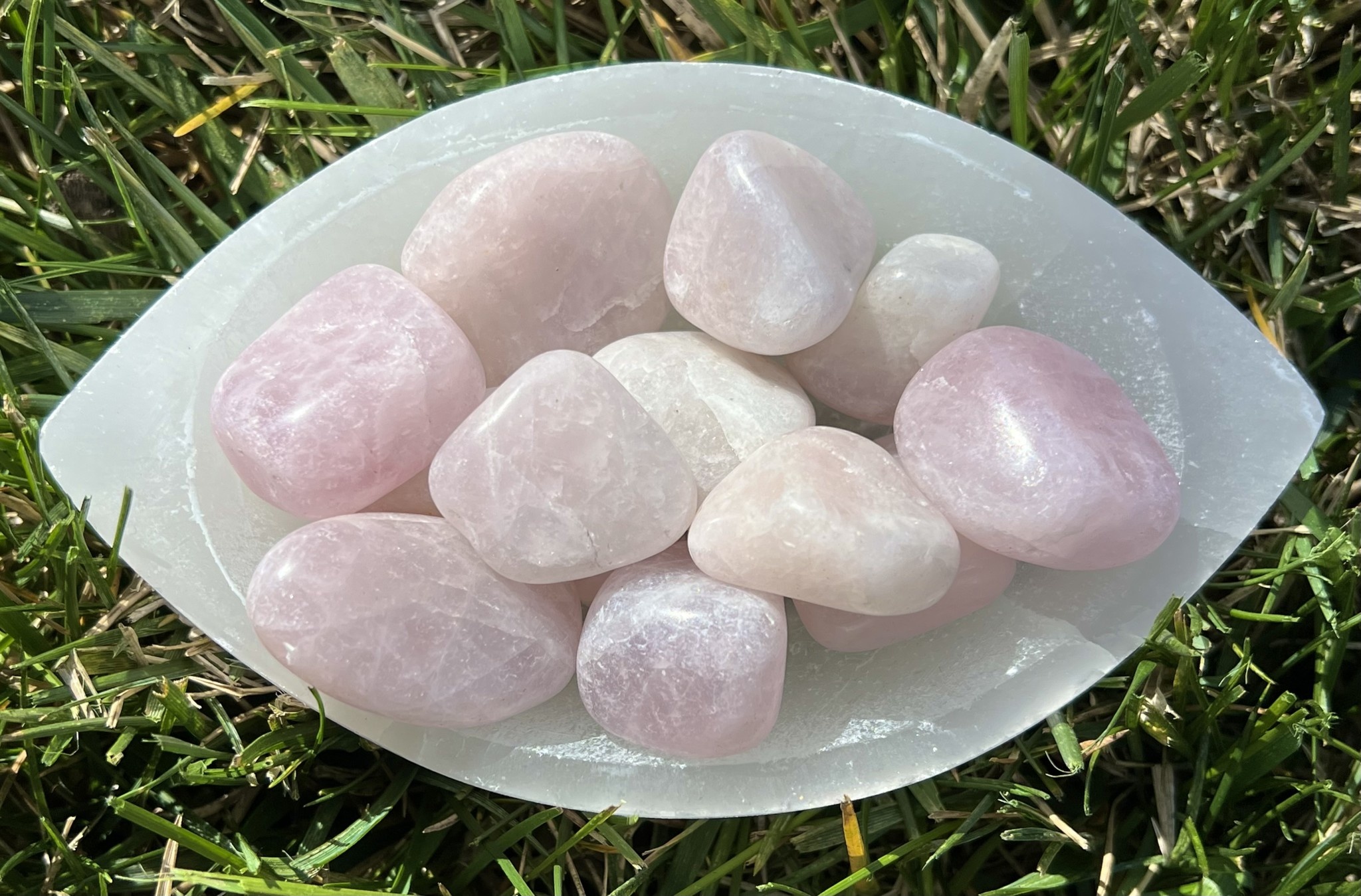 lavender-quartz-tumbled.jpg