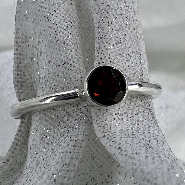 Garnet Ring - Size 6 - Simple Round Sterling Silver