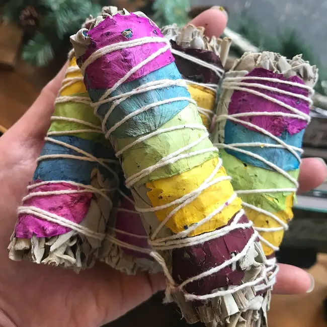 White Sage with Rose Petals Bundle Smudge Stick - 4"