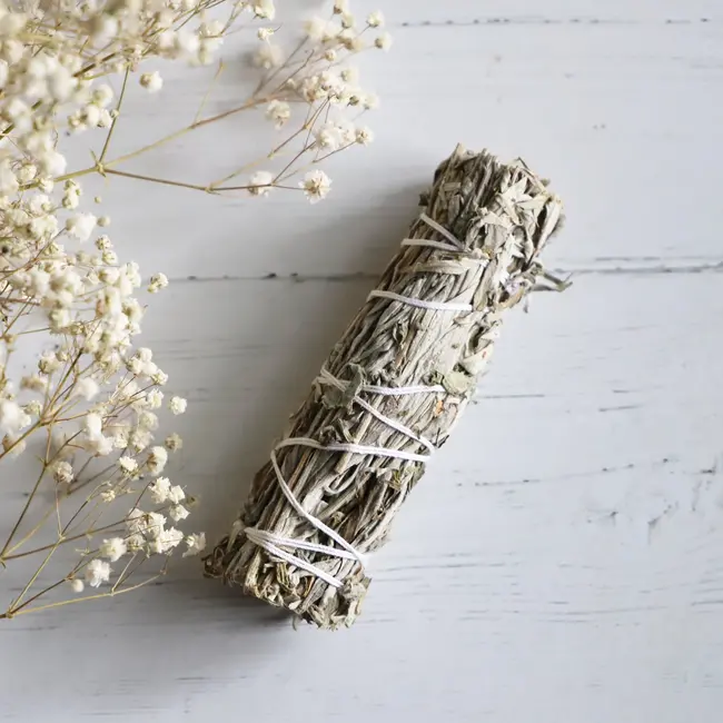 Black Sage (Mugwort) Bundle Smudge Stick  - 4"