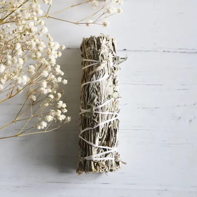 Black Sage (Mugwort) Bundle Smudge Stick  - 4"